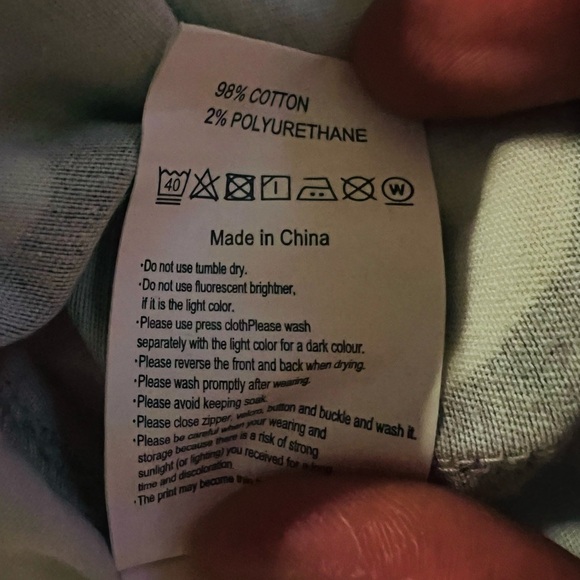 GRAMICCI WOMEN’S MULTI COLOR CAMO SHORTS SIZE SMALL NWT - Picture 15 of 15